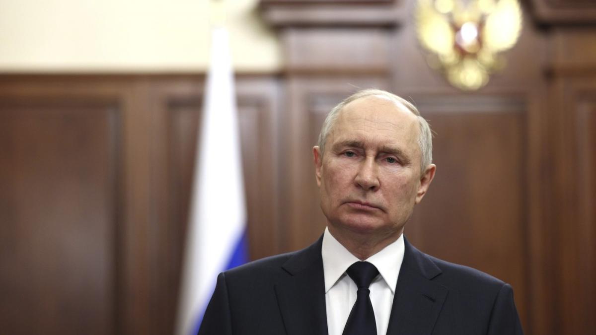 bloomberg putin este incoltit dupa atacurile ucrainene in rusia si ar putea recurge la folosirea armei nucleare tactice