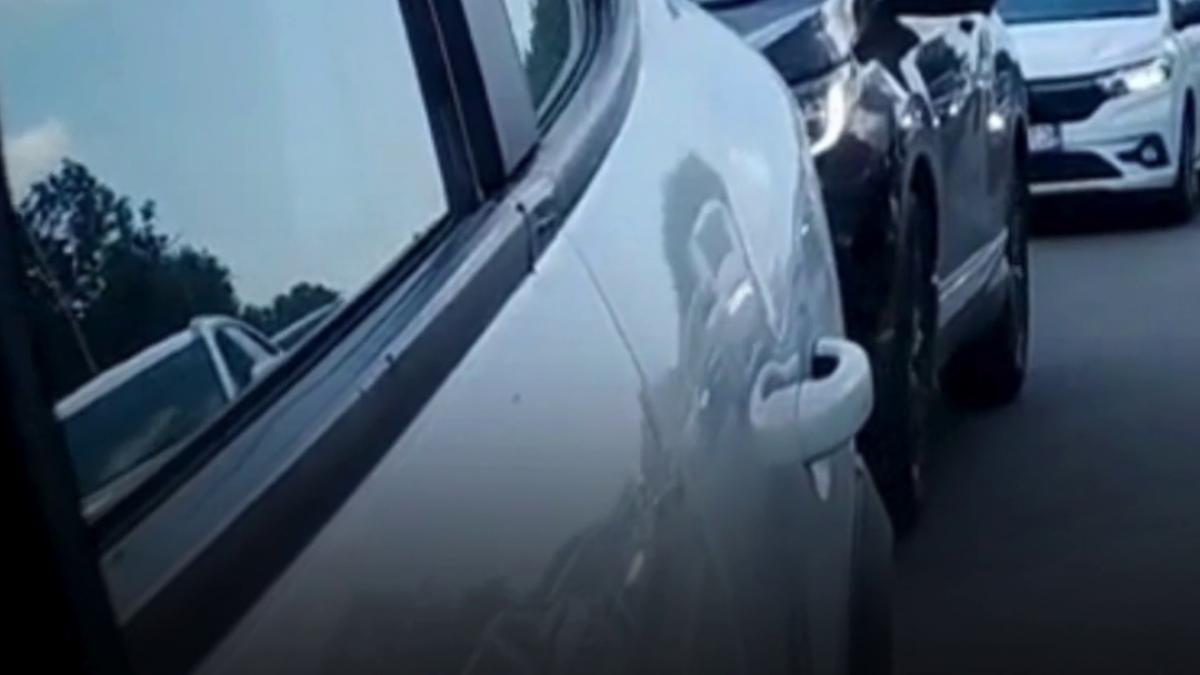 romanii care publica filmari din trafic cu abaterile altor soferi pot avea chiar ei probleme cu legea avertismentul avocatilor