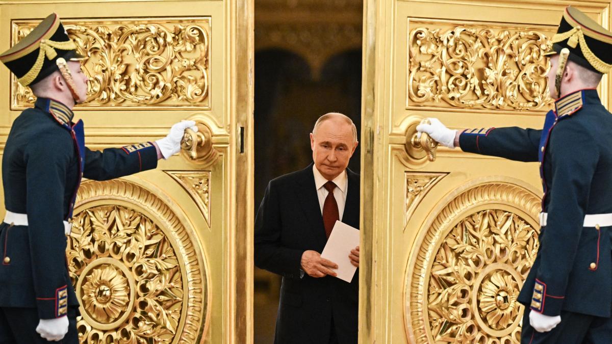 un deputat rus ameninta ungaria cu oprirea gazelor si petrolului dupa ce budapesta a numit moscova o amenintare de securitate