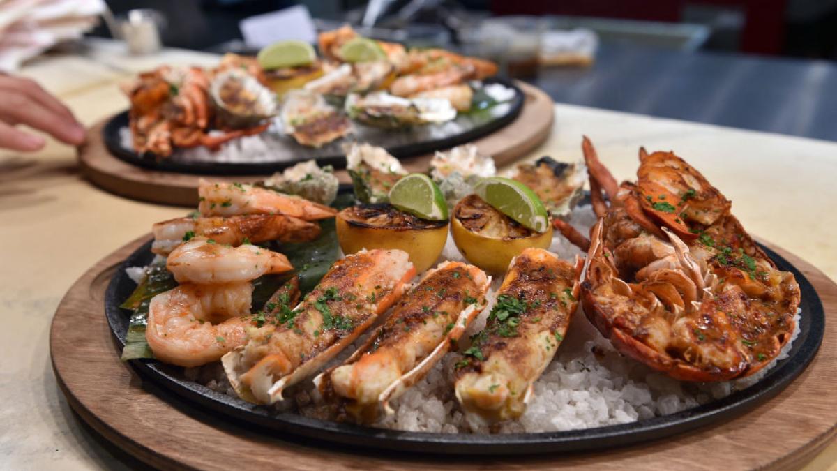 platou cu fructe de mare