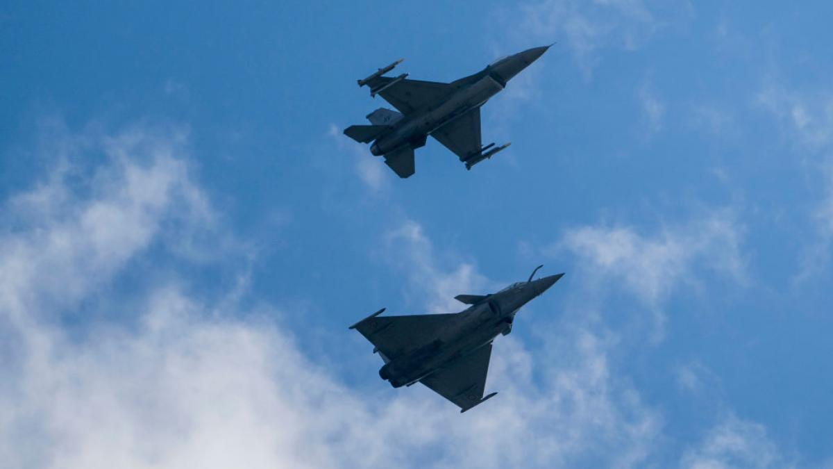 grecia a ridicat avioanele f 16 dar nu din cauza rusiei o drona a turciei a patruns pana la aeroportul din alexandroupolis