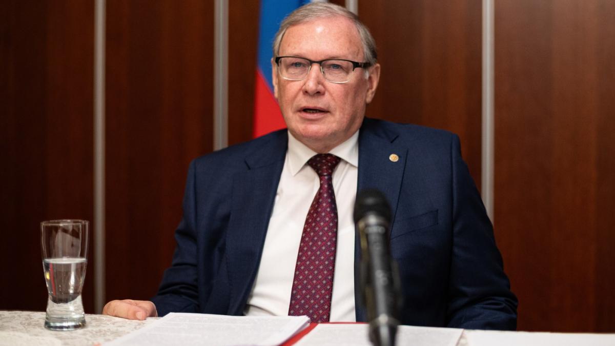 emisarul lui putin la chisinau ameninta r moldova si acuza tandemul bruxelles bucuresti