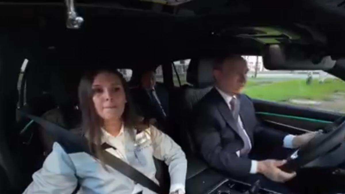 putin a testat cea mai noua masina ruseasca fabricata cu tehnologie din china cum arata suv ul si reactia presedintelui rus