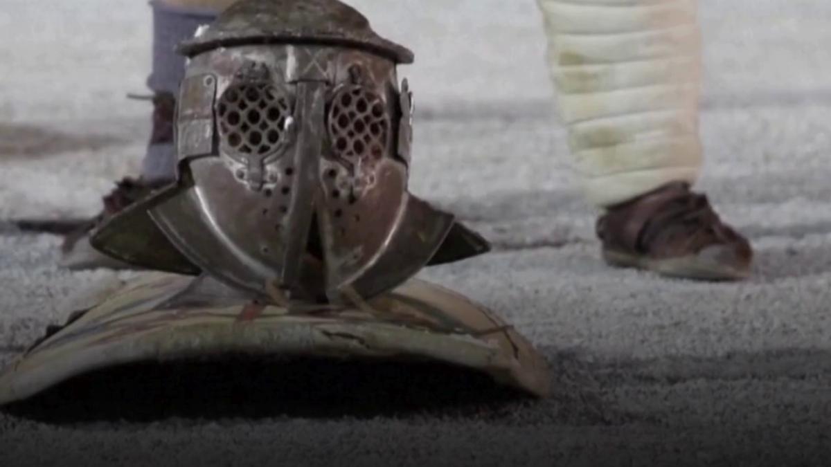 un amfiteatru roman vechi de 2 000 de ani gazduieste din nou lupte cu gladiatori