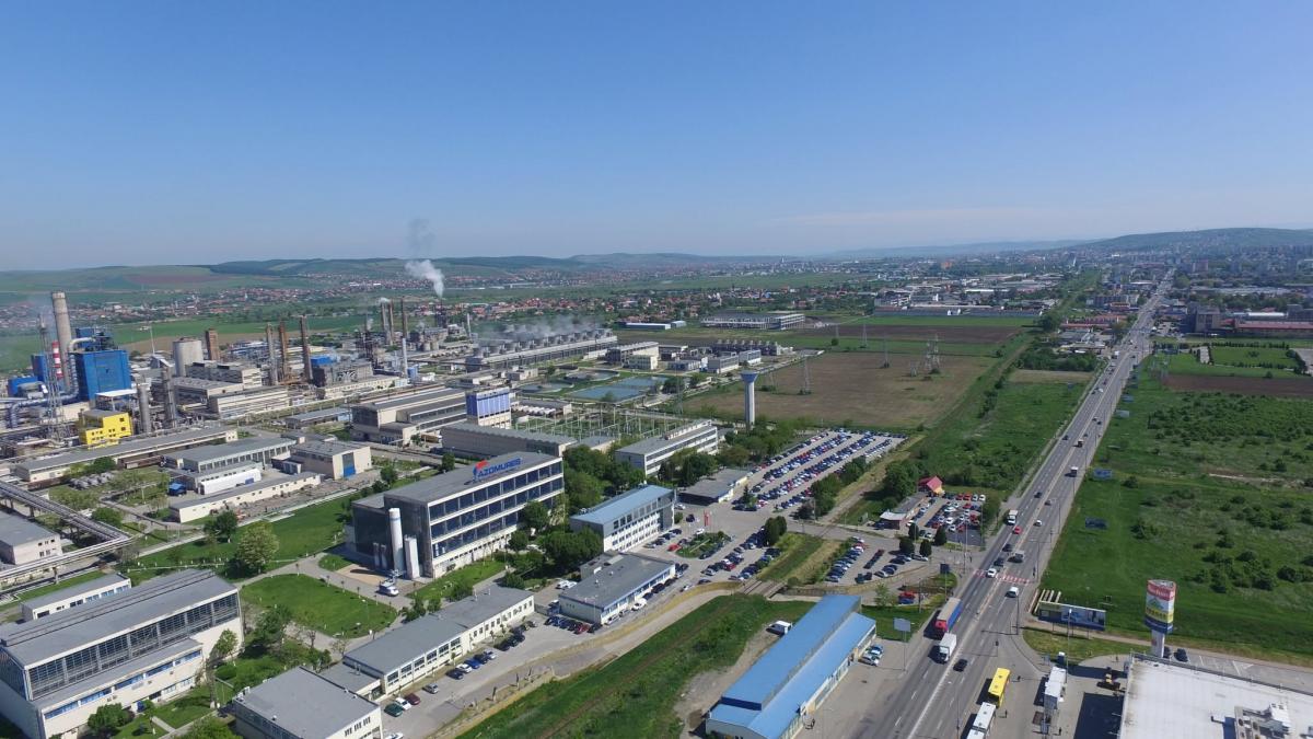 Azomureș, vedere aeriană, Facebook