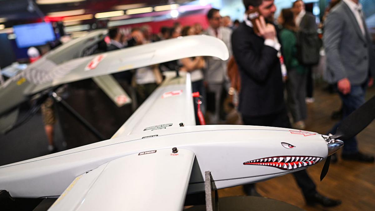 incendiu la o fabrica de drone din polonia serviciile secrete suspecteaza ca e vorba de un sabotaj