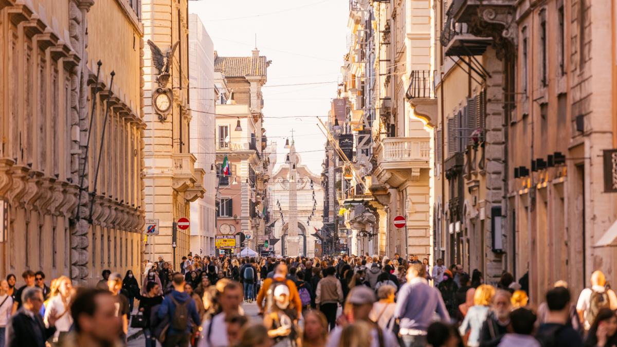 italia se confrunta cu un declin demografic sever tara ar putea pierde aproape 4 milioane de locuitori pana in 2050