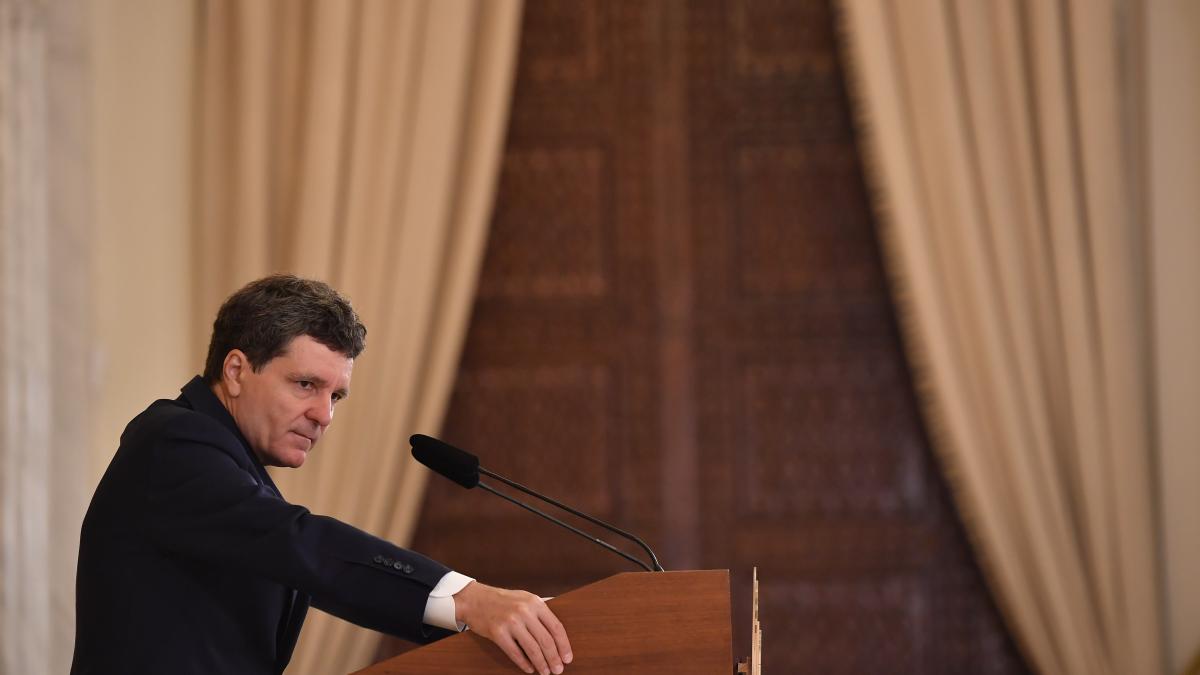 surse nicusor dan amana desemnarea unui candidat pentru functia de premier pe masa au ramas variantele grindeanu si nazare
