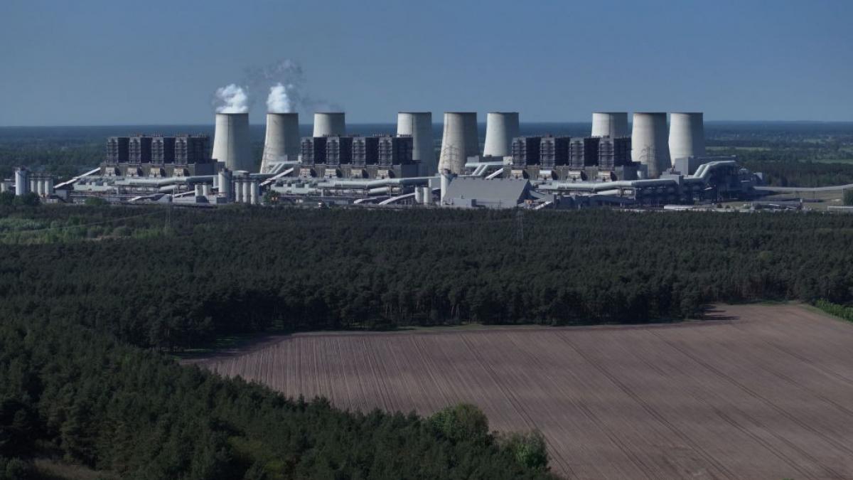 tentativa de atac cu bomba la una din cele mai mari termocentrale din germania politia a gasit tuburi de racheta plini cu exploziv