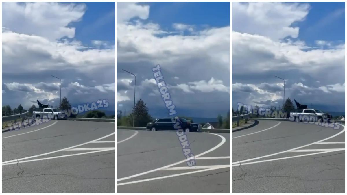 de teama ca va fi ucis putin si a pus mitraliera antiaeriana pe masina si scut pe scara avionului