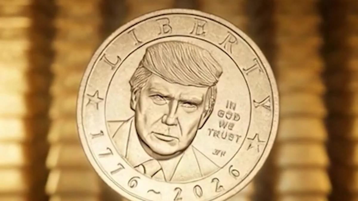 moneda de 1 dolar cu chipul lui trump a fost lansata in sua printre exemplarele obisnuite au fost strecurate si unele speciale