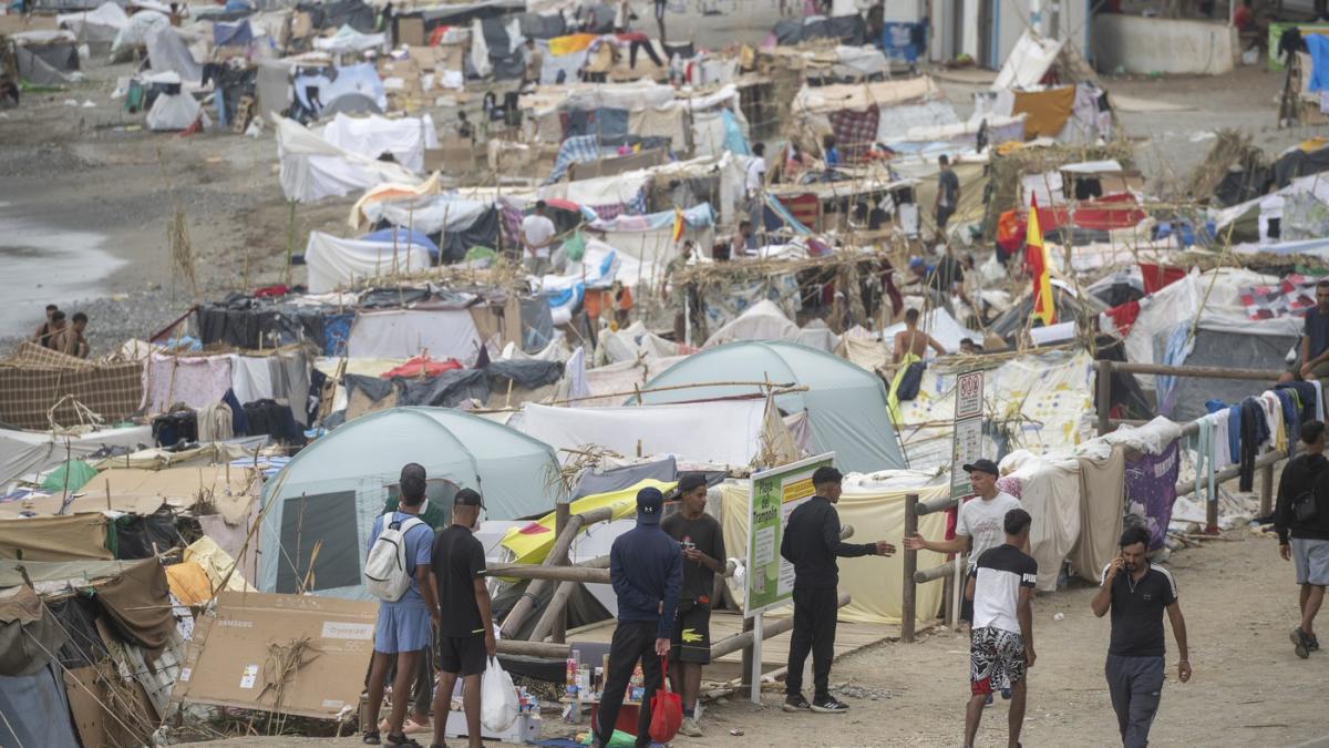 spirala haosului in ceuta pedro sanchez incearca cu greu sa recupereze controlul asupra exclavei spaniole din africa