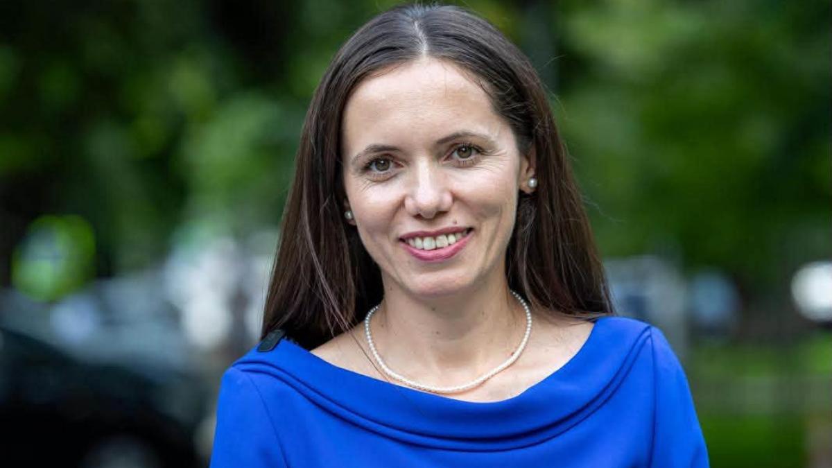 mirabela gradinaru s a intalnit la chisinau cu maia sandu partenera lui nicusor dan a vorbit la o conferinta internationala