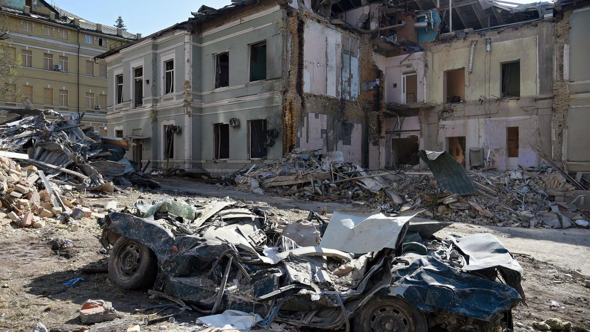 nikolai varpahovici general rus acuzat de crime de razboi din ucraina a fost impuscat la moscova de un atacator pe motocicleta