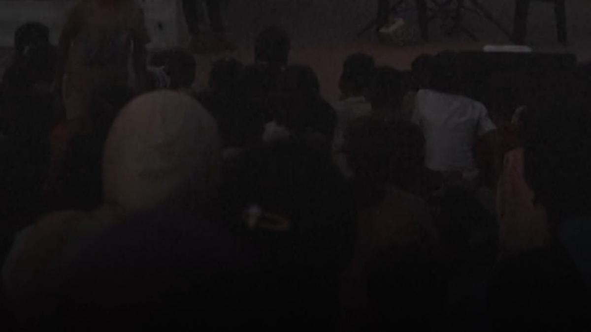 printre corturi copiii din gaza redescopera magia cinematografului dupa ani in care nu au mai avut acces la el
