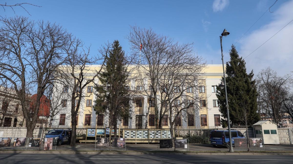 ambasada rusiei in romania neaga intr un comunicat redactat cu ai ca rusii au bombardat punctul de trecere a frontierei de la isaccea