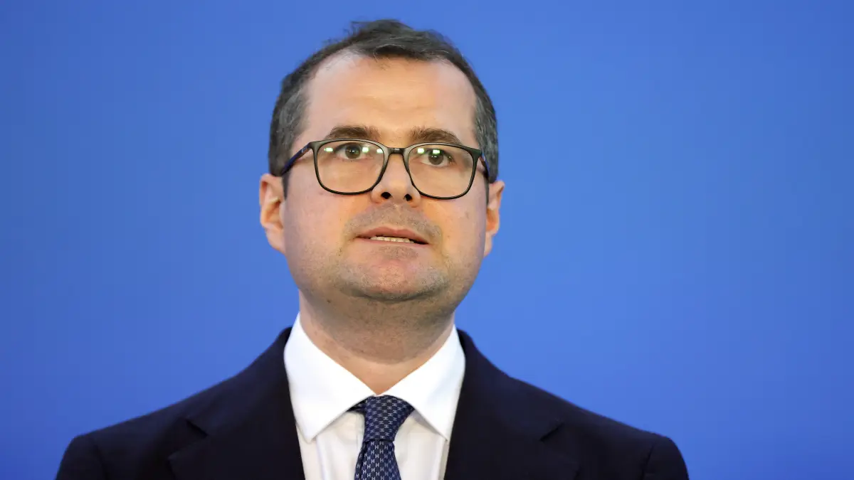 premierul moldovei a povestit cum a incercat sa vanda tigari in olanda ca fiecare student sarac incerci sa faci niste bani