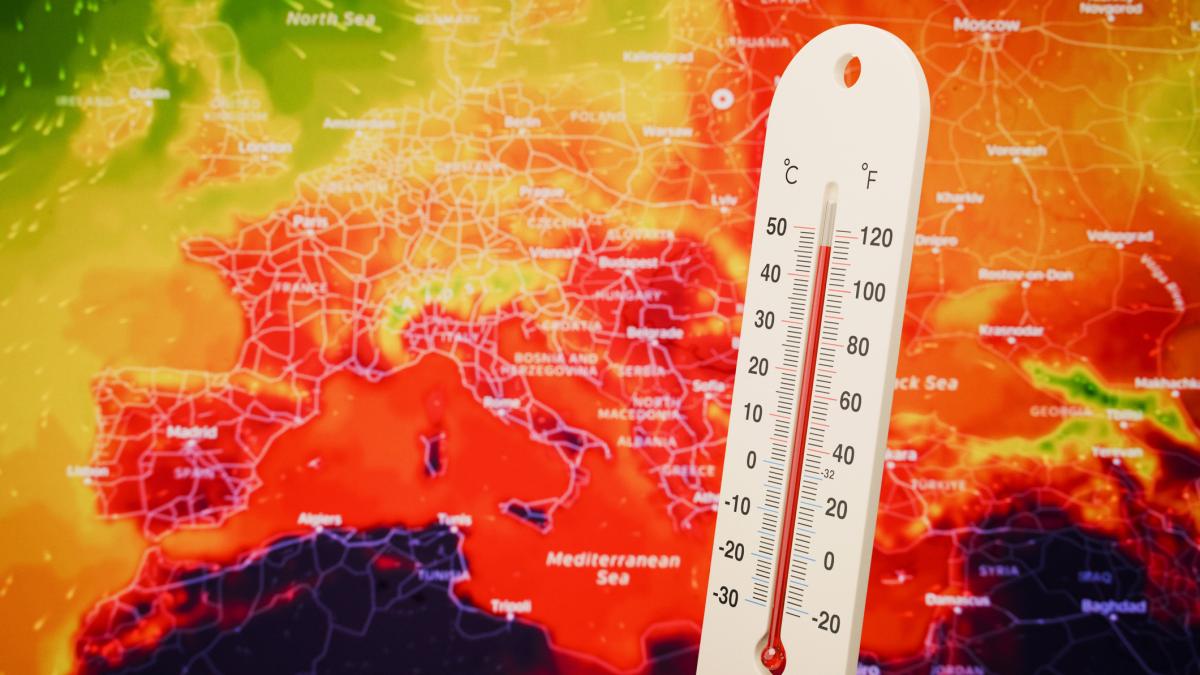 40 de grade celsius in septembrie domul de caldura care s a format deasupra europei schimba tot ce se stia despre vremea de toamna
