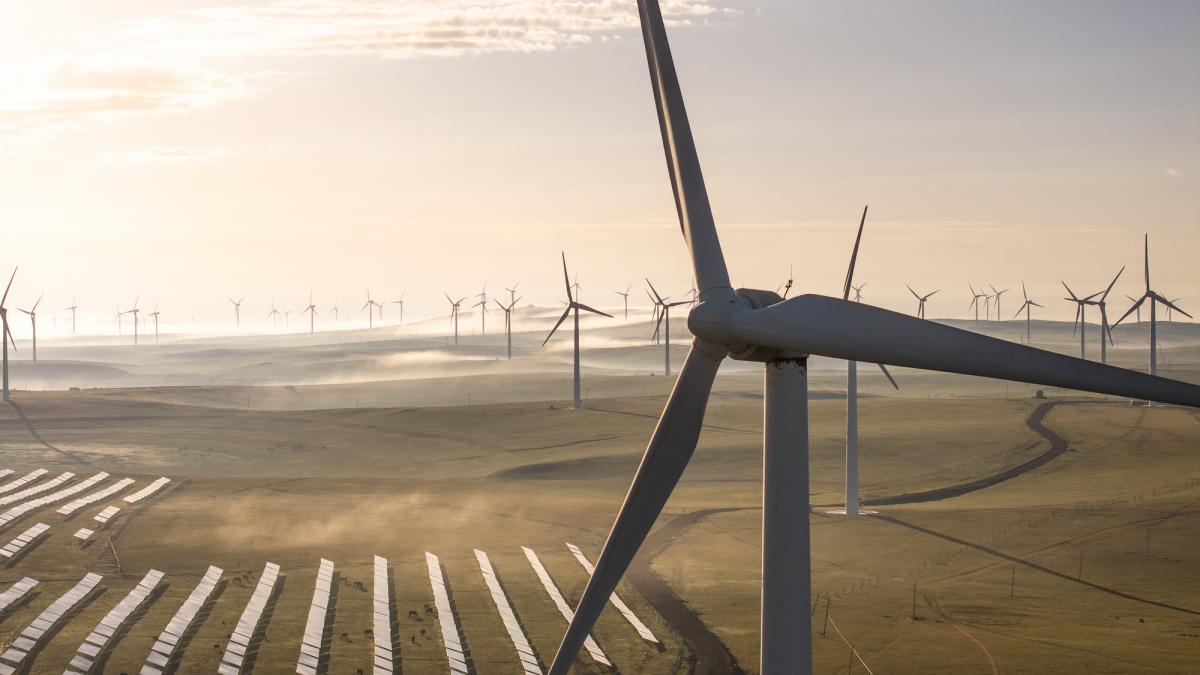 parc energie eoliana si solara