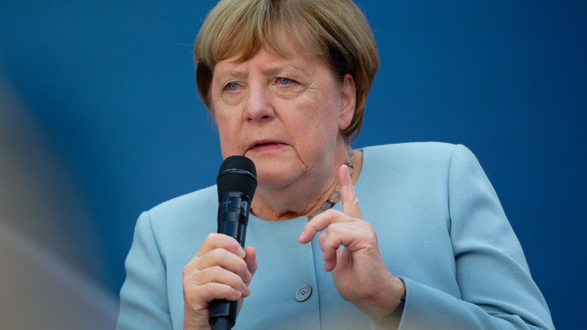 imi face inima sa sangereze angela merkel spune ca e socata de victoria istorica a afd in alegerile din saxonia anhalt