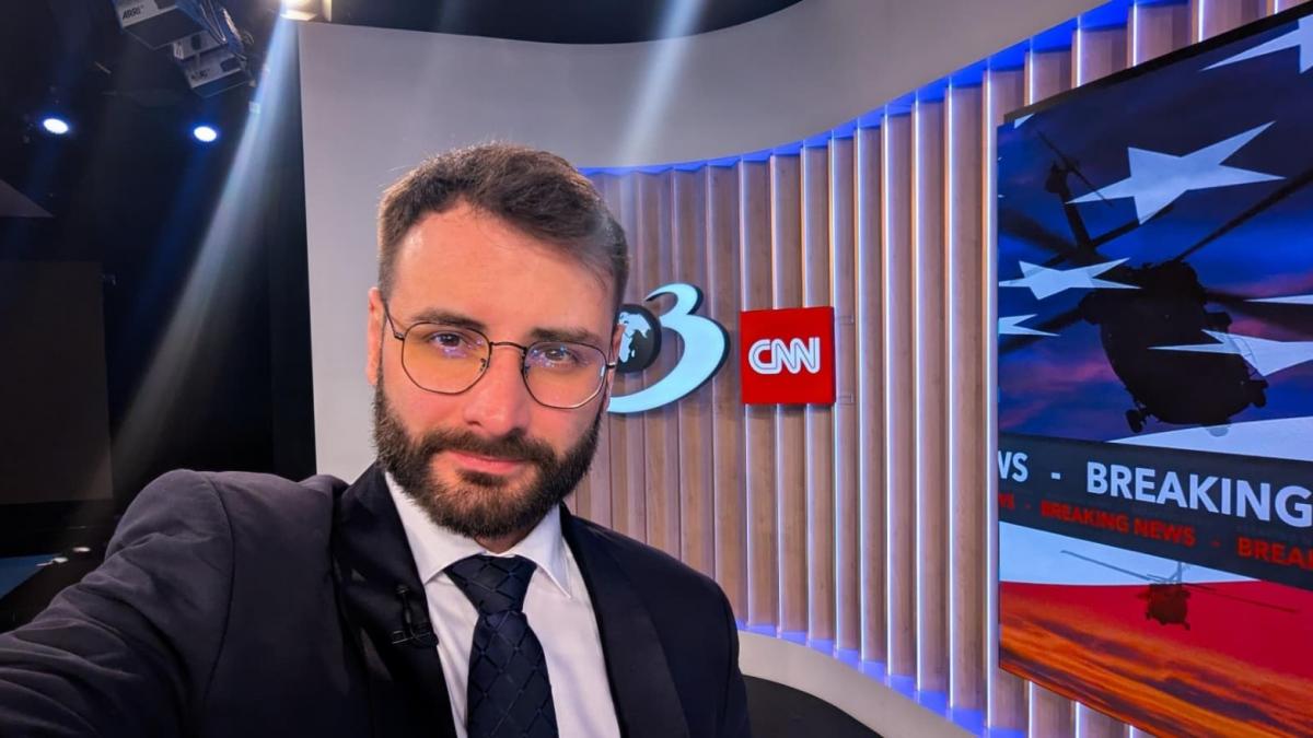 un lider usr il ironizeaza pe nicusor dan din cauza amanarii desemnarii unui premier mi am pus alarma duminica dimineata