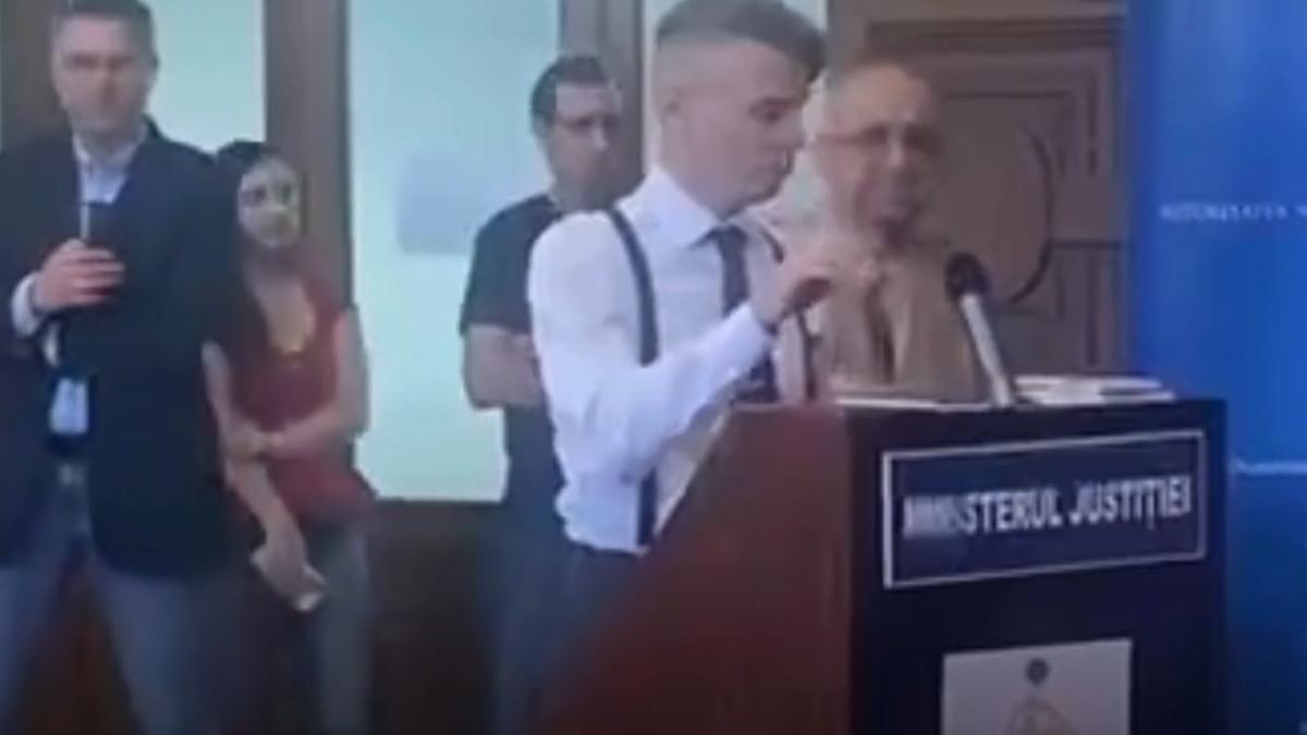 asaf avidan este oficial cetatean roman a depus juramantul