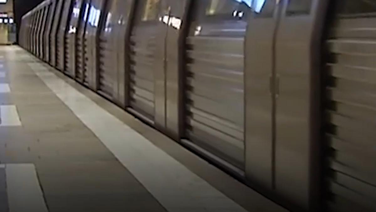 metroul s ar putea opri din data de 16 septembrie daca angajatii nu si primesc salariile metrorex are in conturi doar 3 000 de lei