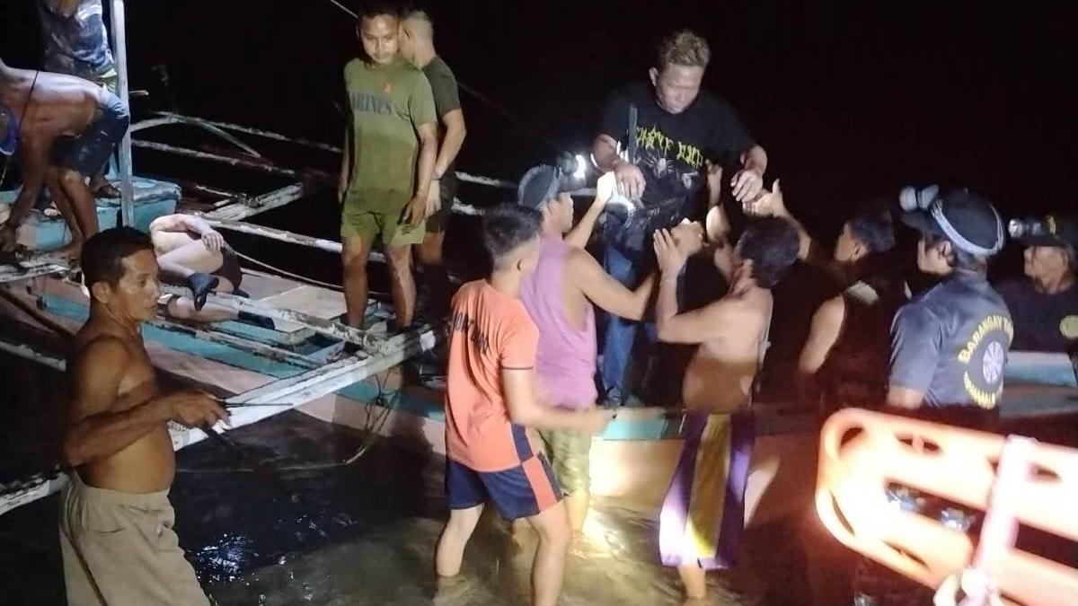 cinci morti si 86 de persoane disparute dupa incendiul unui feribot in filipine este printre cele mai grave dezastre din aceasta tara