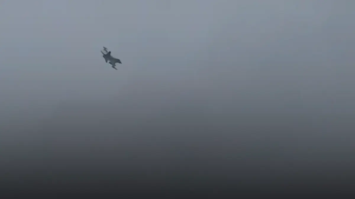 o drona s a prabusit intr un lan de porumb din suceava armata a urmarit o cu avioane f 16