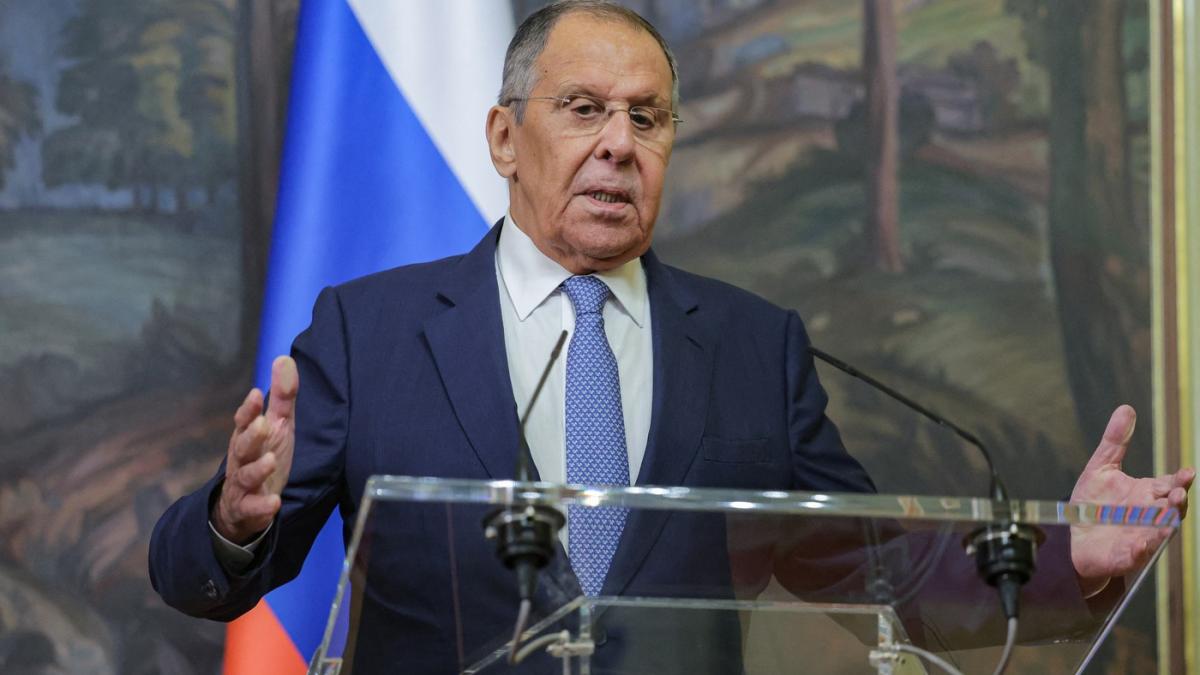 serghei lavrov sustine ca rusia ar vrea sa negocieze pacea dar fara armistitiu el l a invitat din nou pe zelenski la moscova