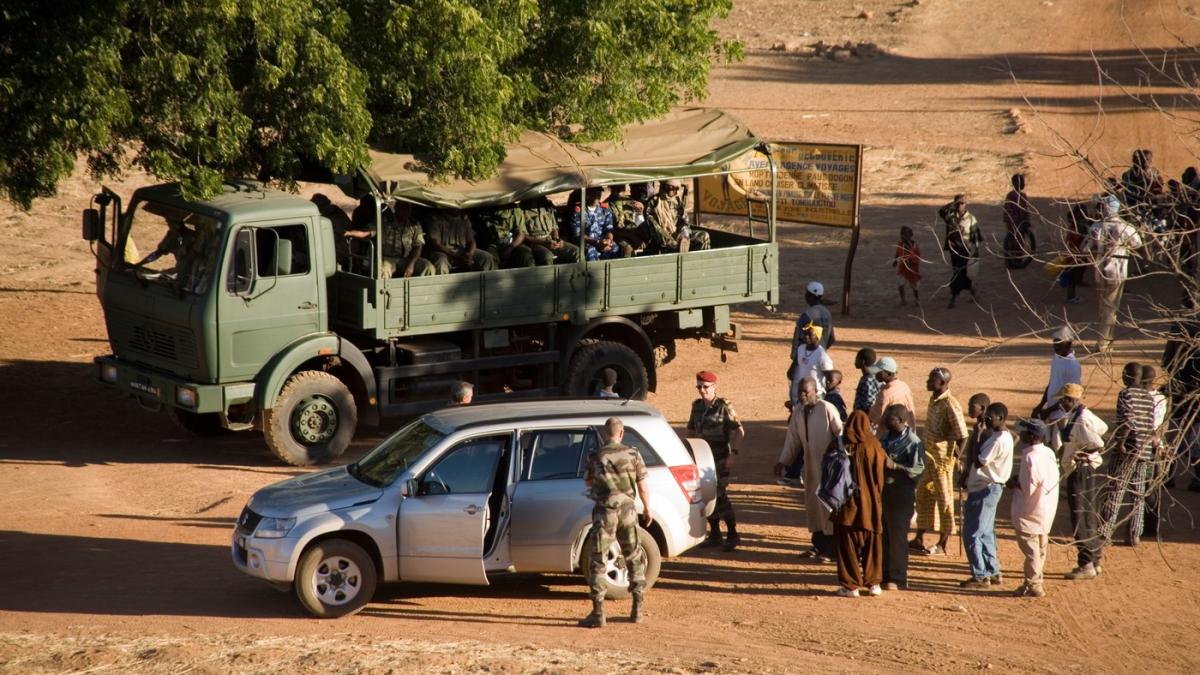 soldati si civili in mali