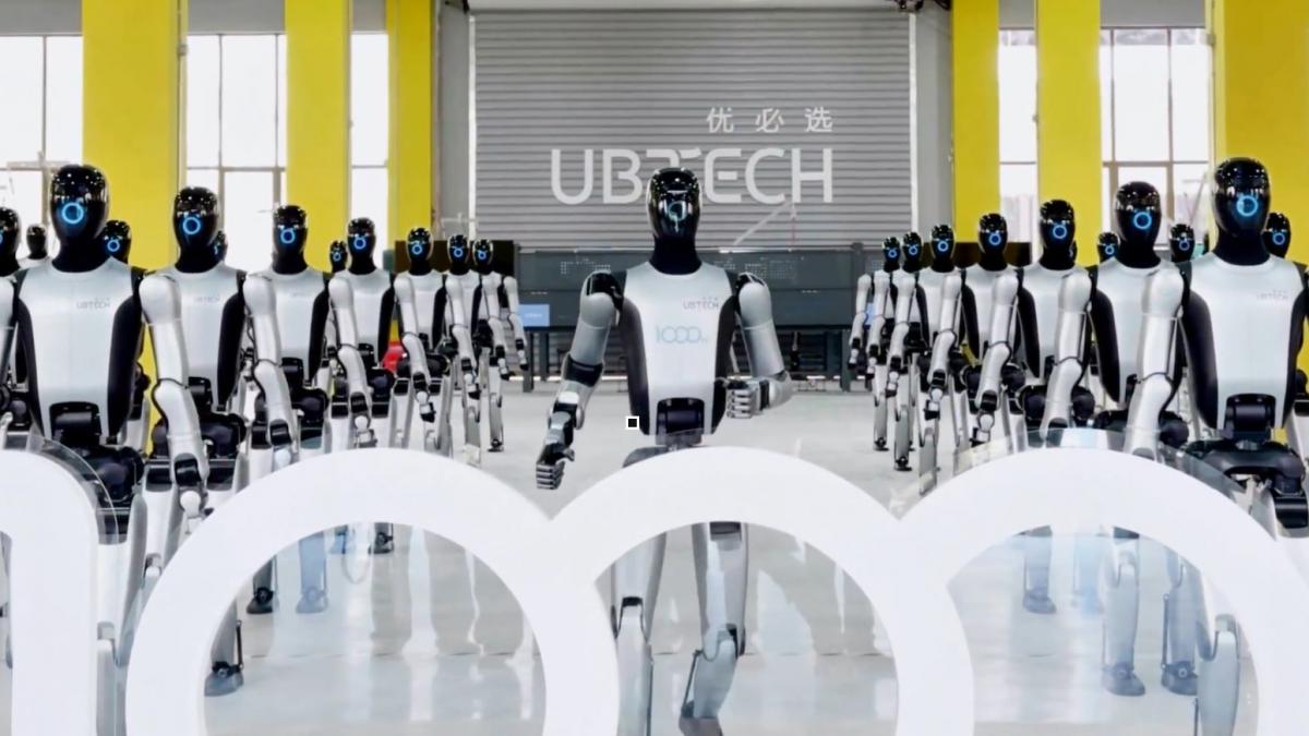 roboti care construiesc roboti cum arata prima fabrica ai de roboti umanoizi cu o capacitate de productie de 10 000 de unitati
