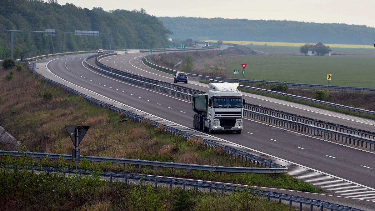 se inchide circulatia pe autostrada a3 de joi ce sector este afectat si rutele ocolitoare recomandate pentru soferi
