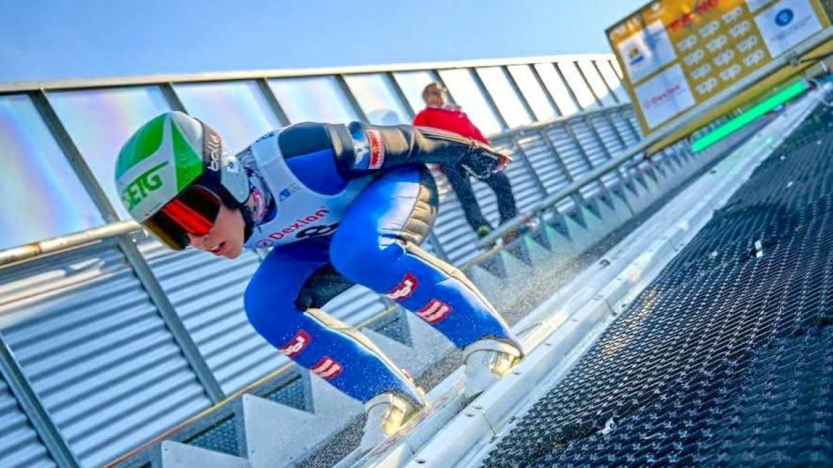 80 de sportivi din 19 tari participa in weekend la fis ski jumping summer grand prix rasnov