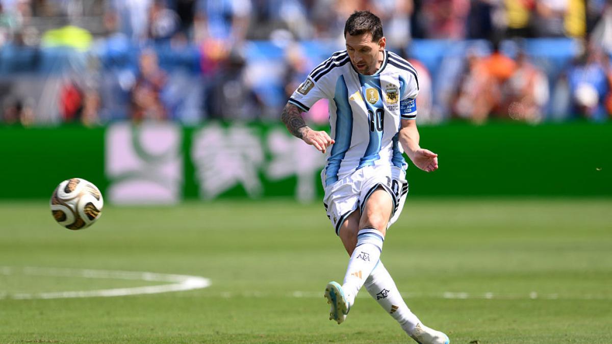 messi se intoarce la nationala argentinei pentru meciul de adio cand va avea loc partida