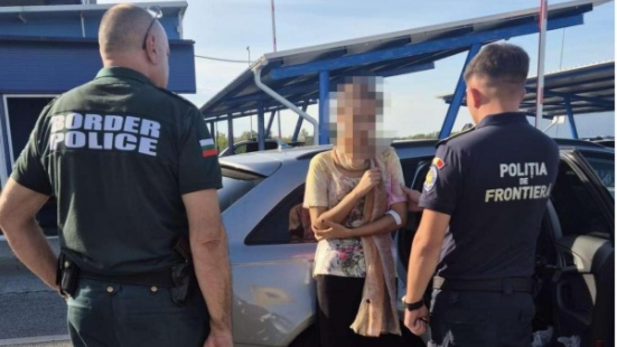 o femeia din etiopia care incerca sa intre ilegal in romania descoperita la calafat era ascunsa pe bancheta masinii sub o patura