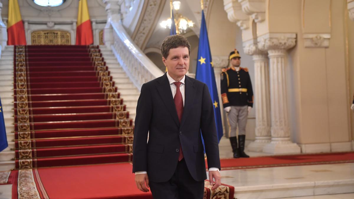 Nicușor Dan 