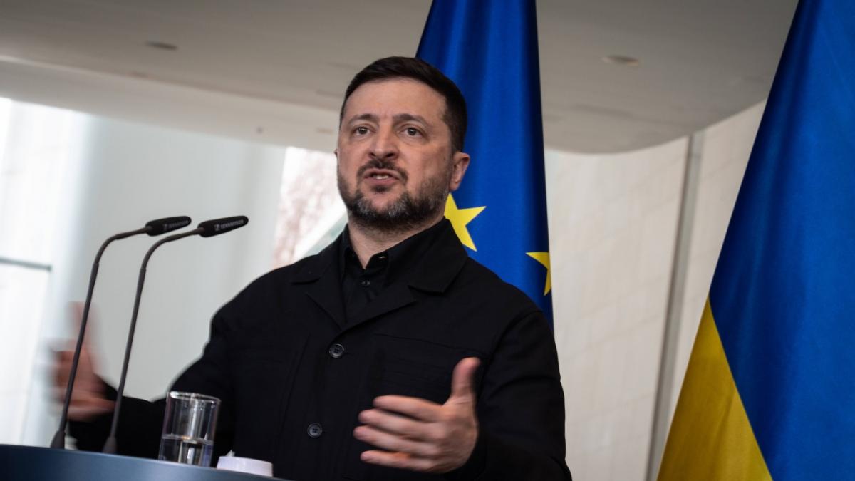 zelenski il acuza pe putin ca a incercat sa il asasineze de doua ori intr o saptamana ambele tentative ar fi avut loc in moldova