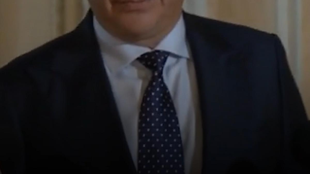 ponta daca presedintele cauta o persoana independenta si cu experienta eu sunt