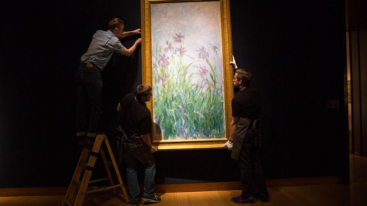 tabloul iris de monet a fost scos la licitatie la paris pretul estimat ajunge la 30 de mil de euro si ar putea stabili un record