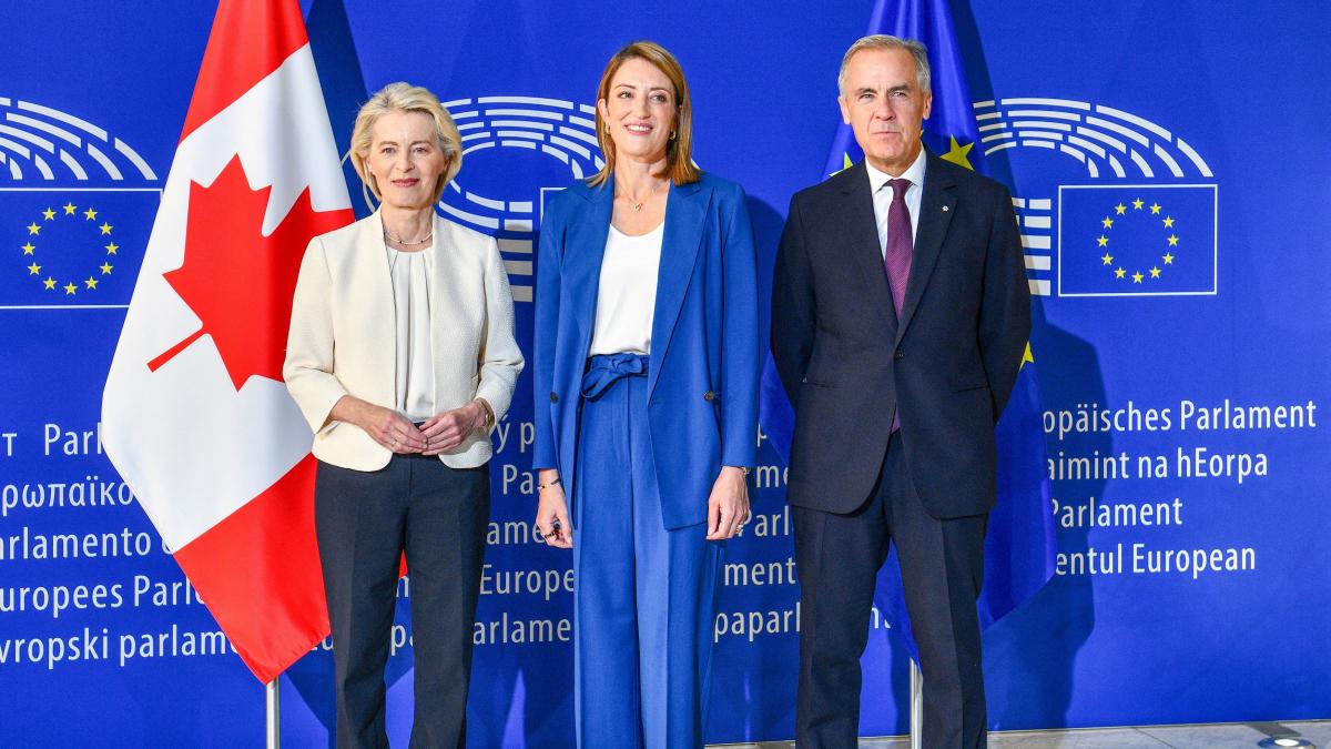 trump spune ca aderarea canadei la ue ar fi act ostil si ameninta cu taxe vamale foarte mari sau voi opri orice comert cu europa
