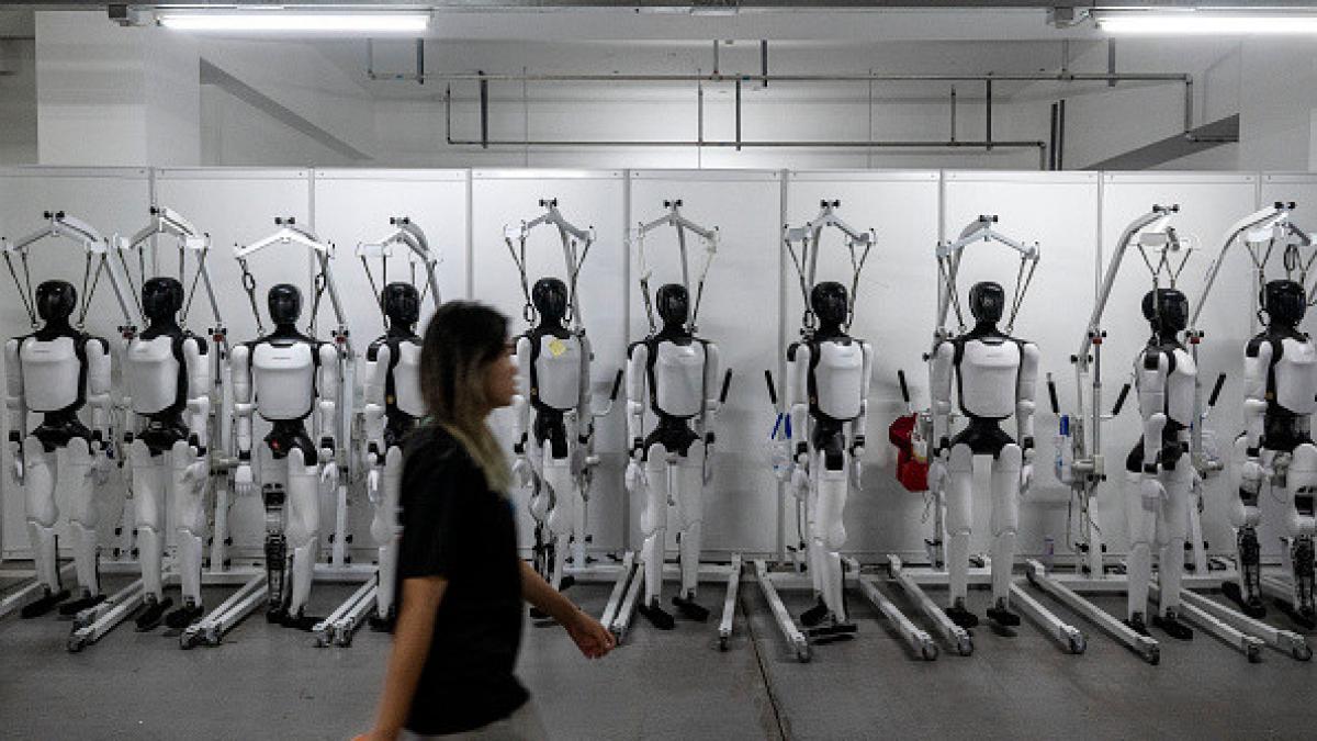 creierele robotilor umanoizi vor inregistra un progres major in 2027 anunta un start up din china va fi comparabil cu gpt 3 0