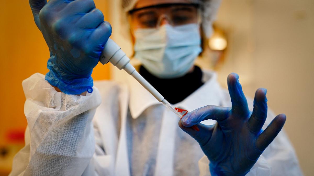 test saliva laborator analize