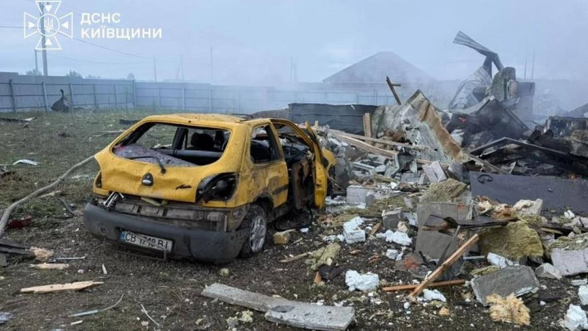 fortele ruse au atacat cu drone si rachete mai multe regiuni din ucraina trei copii si doi adulti au fost raniti la kiev