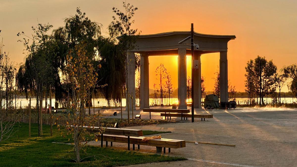 insula lacul morii s a redeschis cum arata dupa ce a fost modernizata cu 12 milioane de euro ciucu faecm si un parc liniar de 2 km