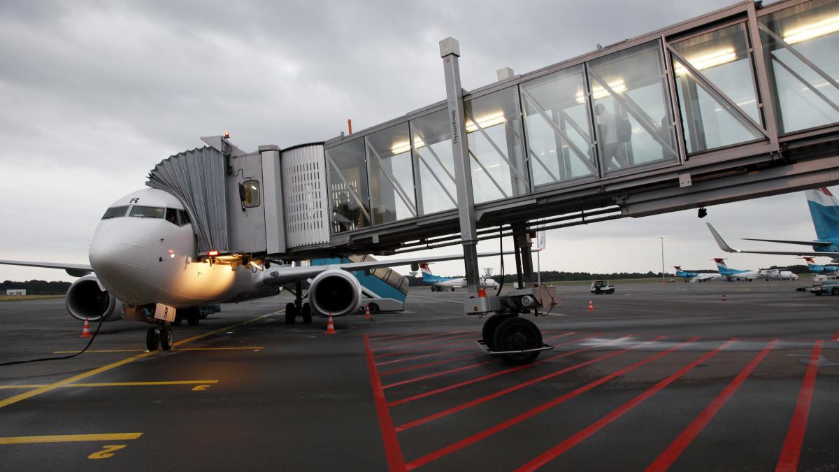 19 zboruri au fost redirectionate pe aeroportul din luxemburg dupa observarea unor drone neautorizate