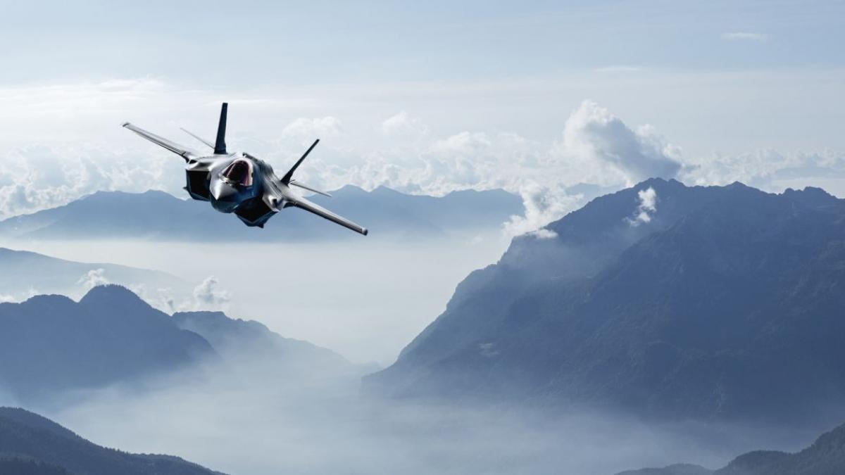 congresul sua verifica directionarea unor piese de avioane f 35 in hong kong sunt temeri ca tehnologie secreta a ajuns in mana chinei