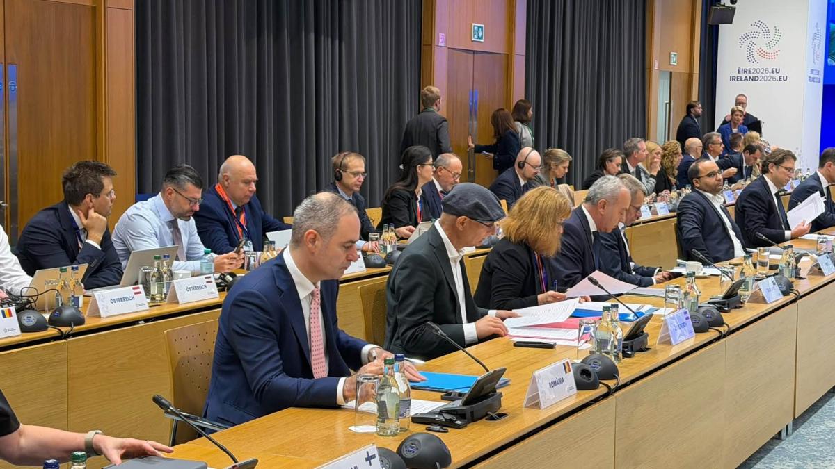 nazare dupa reuniunea ecofin romania nu poate alege intre consolidare si crestere trebuie sa reducem cheltuielile ineficiente