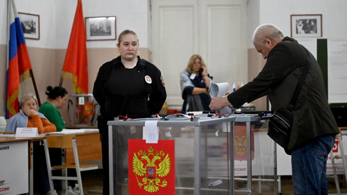 comisia electorala centrala a declarat ca prezenta la vot la alegerile din duma de stat a depasit 45