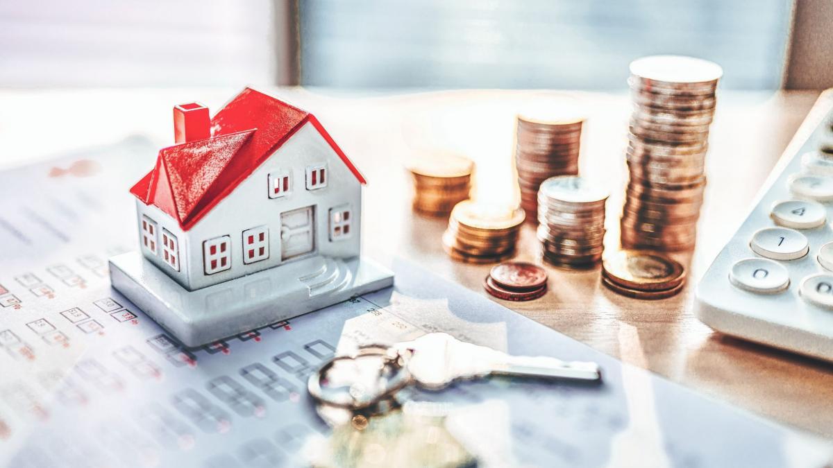 se trece la un nou sistem de impozite pe locuinte si terenuri din 2027 cum se va face taxarea la valoarea de piata prin e proprietatea